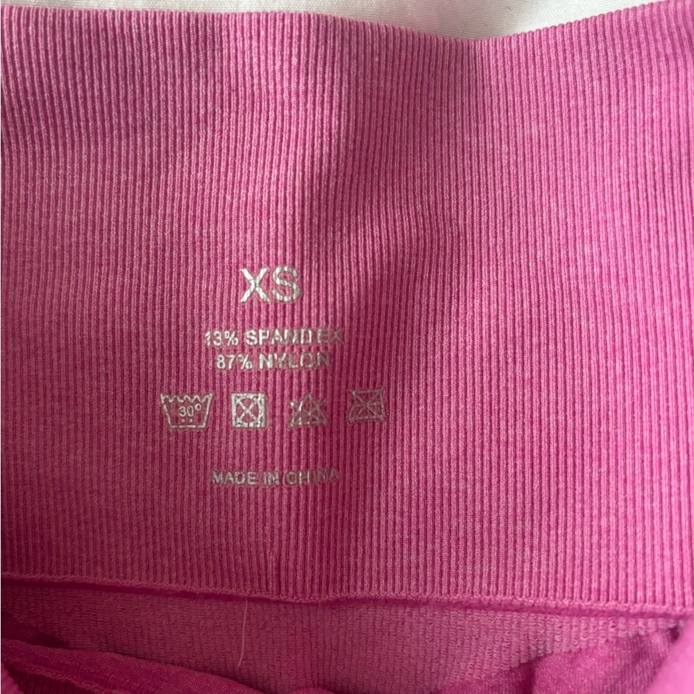 NVGTN High-Waisted Shorts size XS - Picture 2 of 3